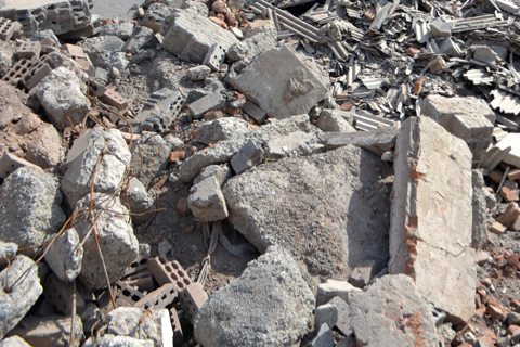 廢棄混凝土破碎客戶現(xiàn)場(chǎng) 廢棄混凝土破碎客戶現(xiàn)場(chǎng)